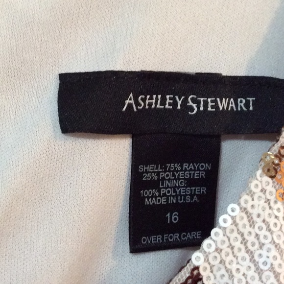 COPY - Shimmery Tank Top - Picture 3 of 10